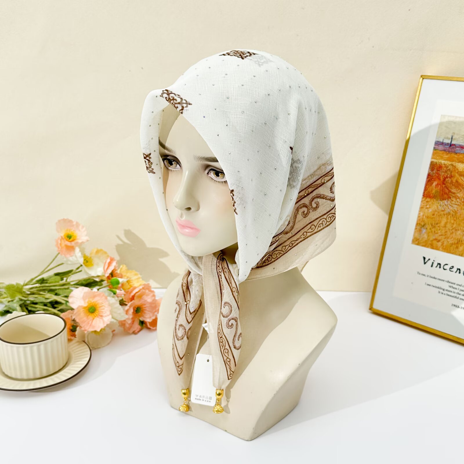 ฮิญาบลายพิมพ์ขอบสีขาวสำหรับผู้ - Go Ethnic Fashion บทวิจารณ์และราคา