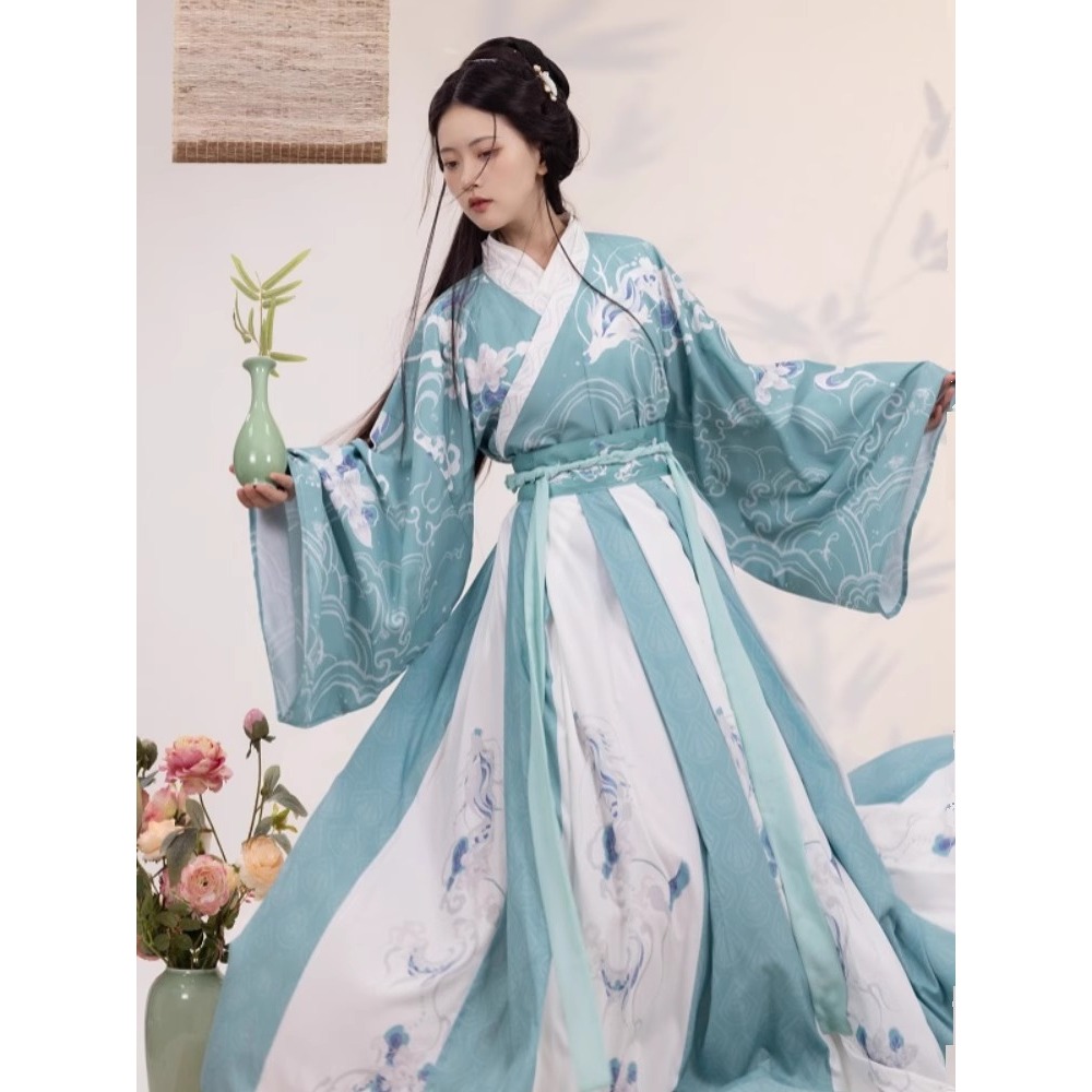 เสื้อผ้าจีนแบบดั้งเดิม Hanfu ผ - Ethnic Dress Fashion Show บทวิจารณ์และราคา