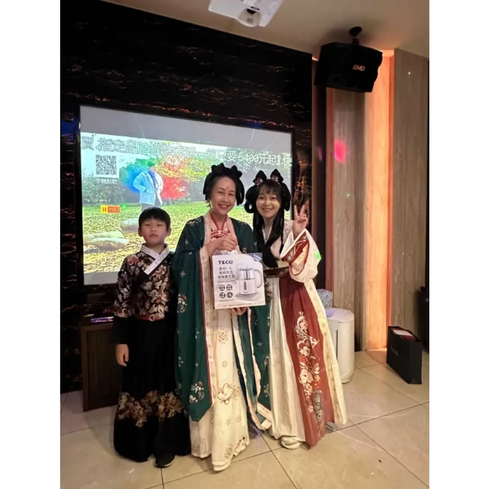 ชุดจีนแบบดั้งเดิมสำหรับผู้หญิง - Ethnic Dress Fashion Show บทวิจารณ์และราคา