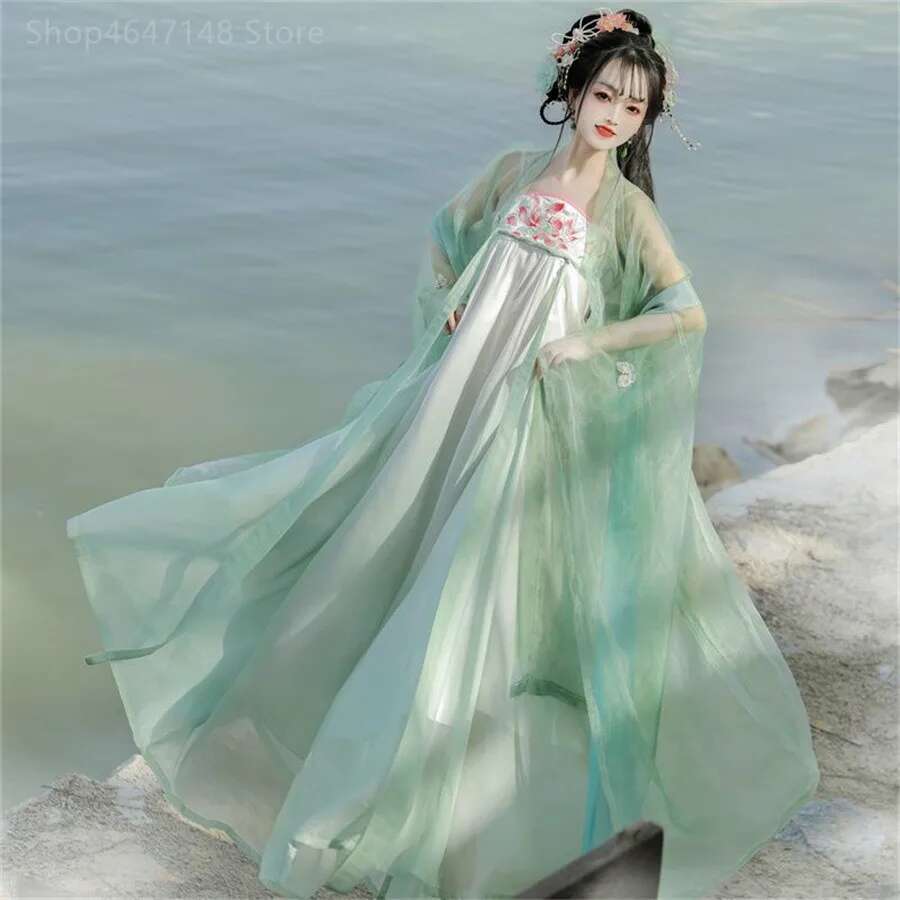 Hanfu จีนแบบดั้งเดิมชุดคอสเพลย - Ethnic Dress Fashion Show บทวิจารณ์และราคา